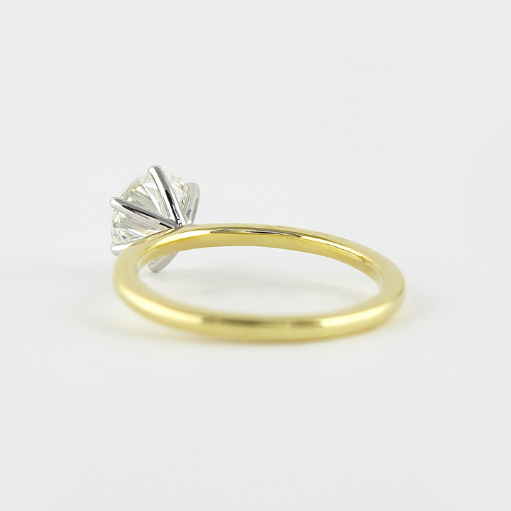 1.0CT Round Cut Solitaire Style Moissanite Engagement Ring