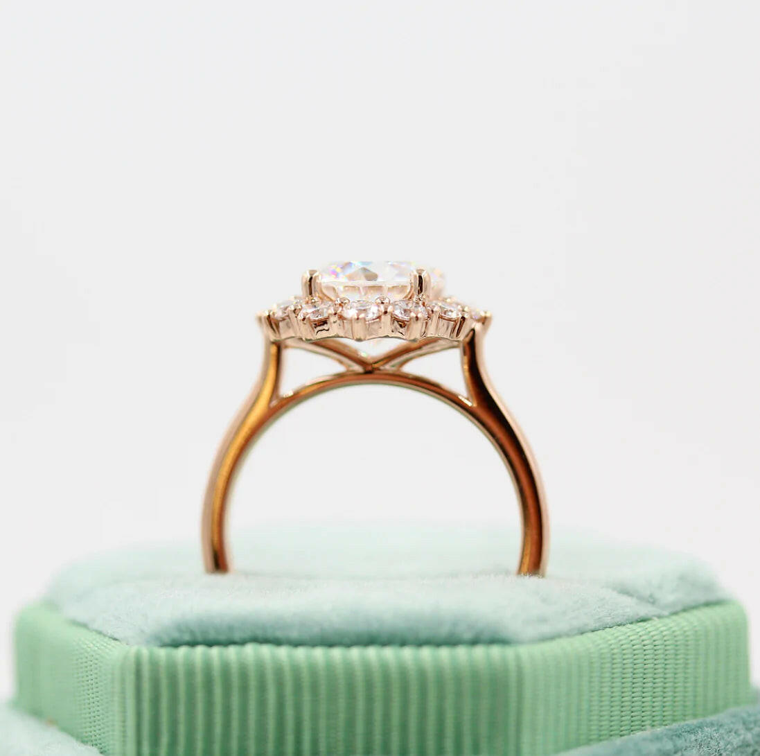 2.0CT Round Cut Moissanite Halo Engagement Ring