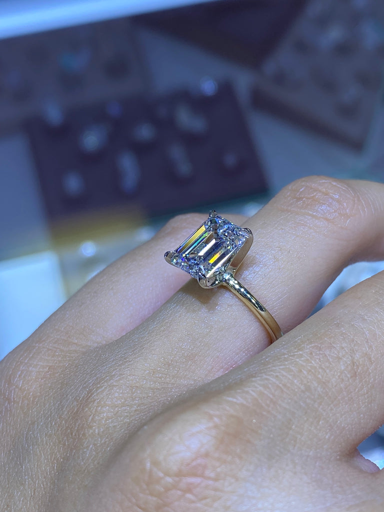 1.0 - 3.0 CT Emerald CVD Diamond Solitaire Engagement Ring