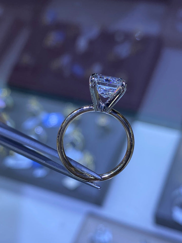 1.0 - 3.0 CT Emerald CVD Diamond Solitaire Engagement Ring