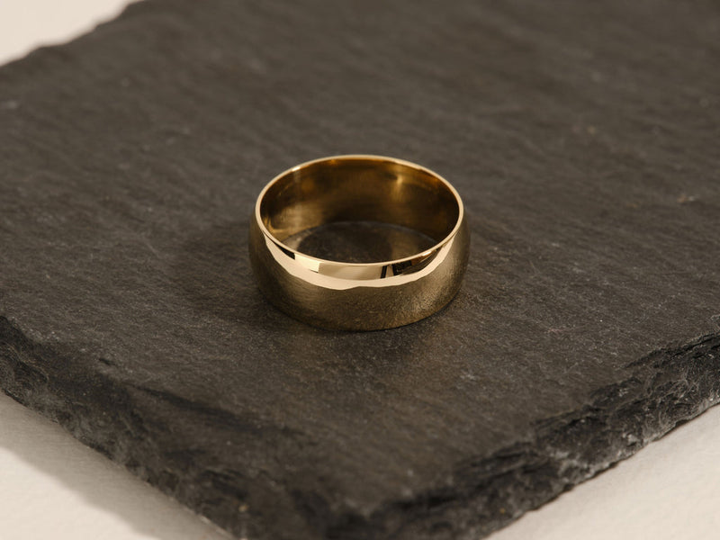 8mm Classic Dome Polished Men's Wedding Band