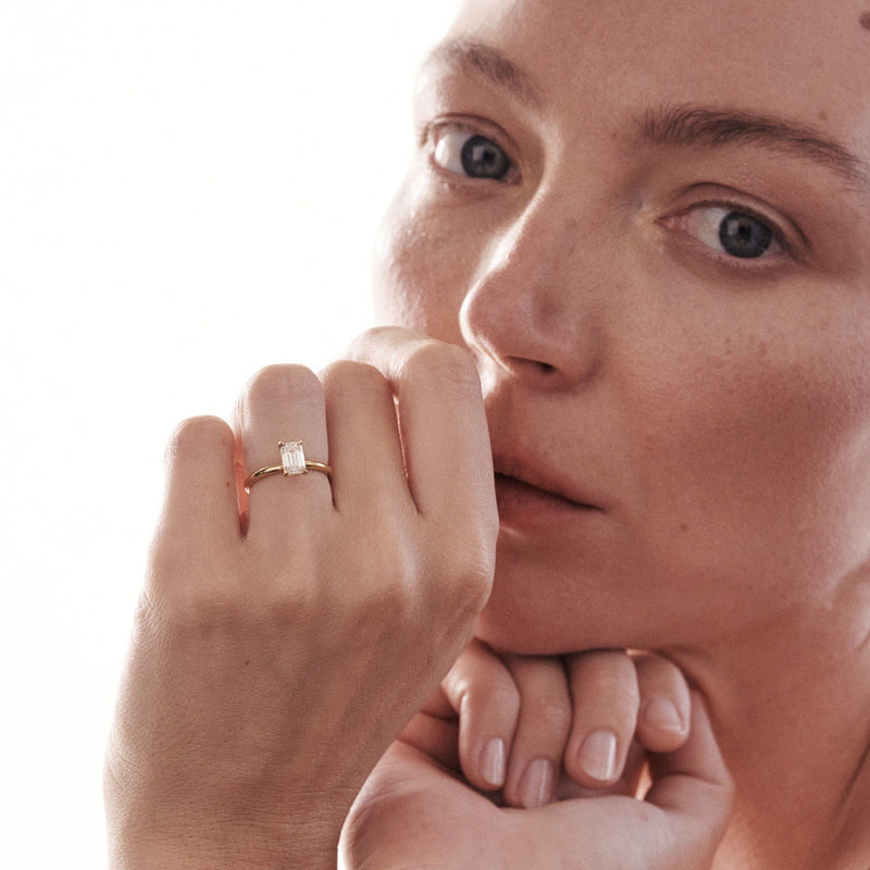 1.5-3.5 CT Emerald CVD Diamond Solitaire Engagement Ring