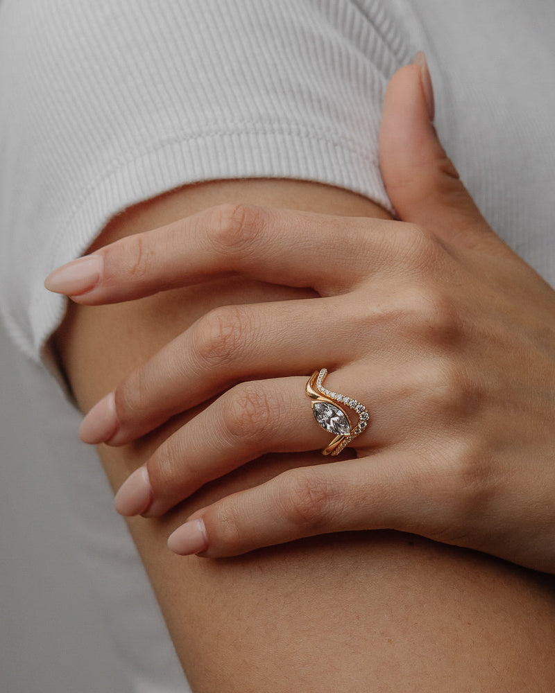 1.0CT-2.0CT Marquise Cut Moissanite Diamond Unique Engagement Ring