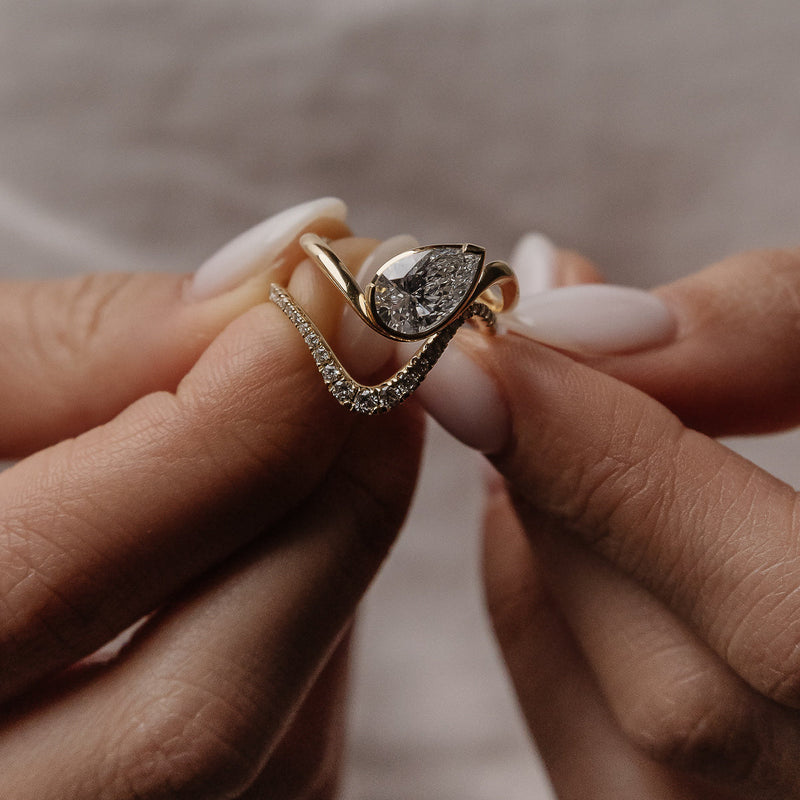1.50CT-2.50CT Pear Cut Diamond Unique Wave Engagement Ring
