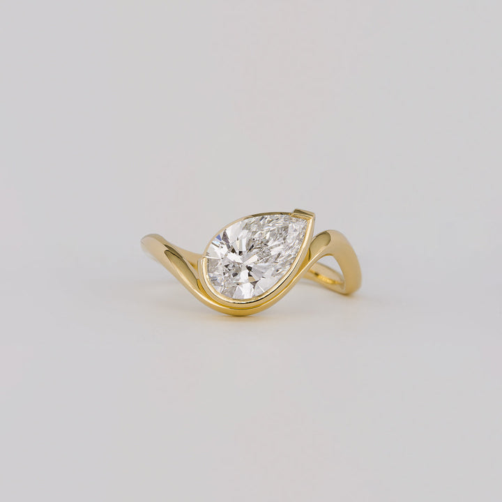 1.50CT-2.50CT Pear Cut Diamond Unique Wave Engagement Ring
