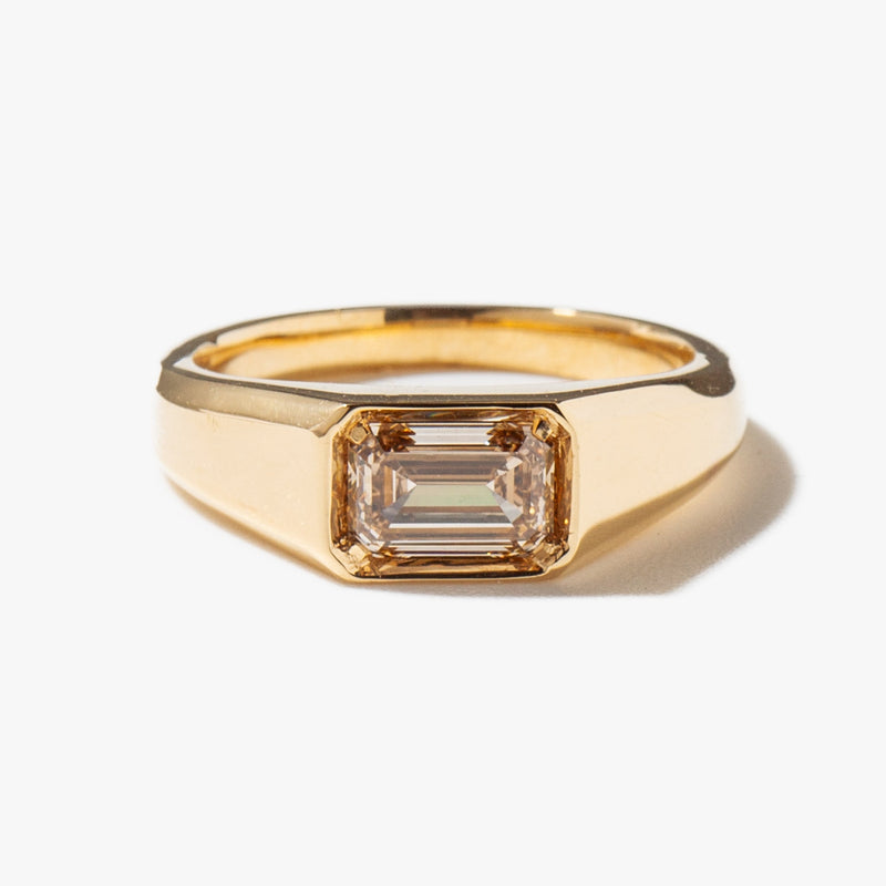 1.0CT-2.0CT East-West Emerald Cut Moissanite Champagne Diamond Engagement Ring