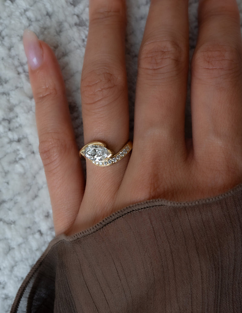1.0CT-2.0CT Marquise Cut Moissanite Pave Diamond Engagement Ring
