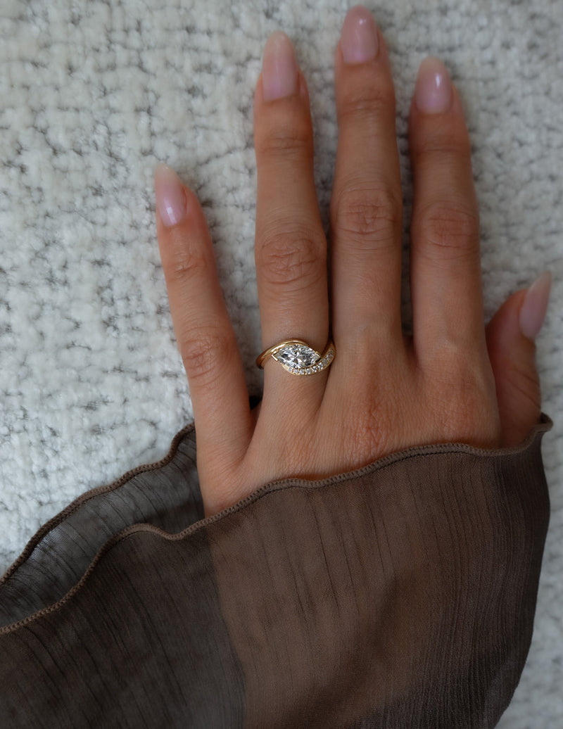 1.0CT-2.0CT Marquise Cut Moissanite Pave Diamond Engagement Ring