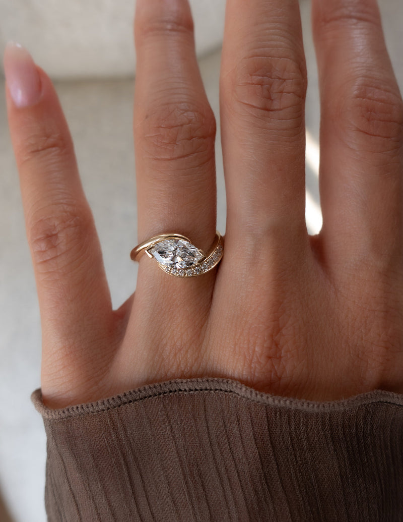 1.0CT-2.0CT Marquise Cut Moissanite Pave Diamond Engagement Ring