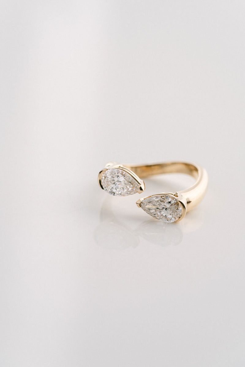 2.0CT To 4.0CT Pear Cut Moissanite Diamond Toi et Moi Engagement Ring | Two Stone Ring