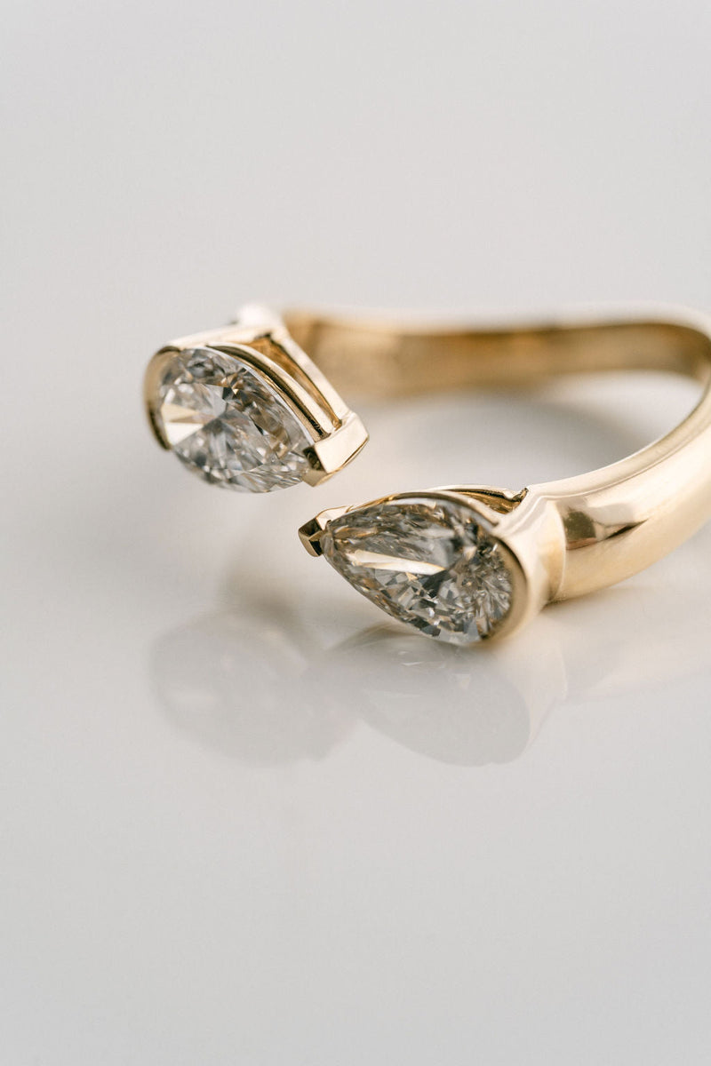 2.0CT To 4.0CT Pear Cut Moissanite Diamond Toi et Moi Engagement Ring | Two Stone Ring