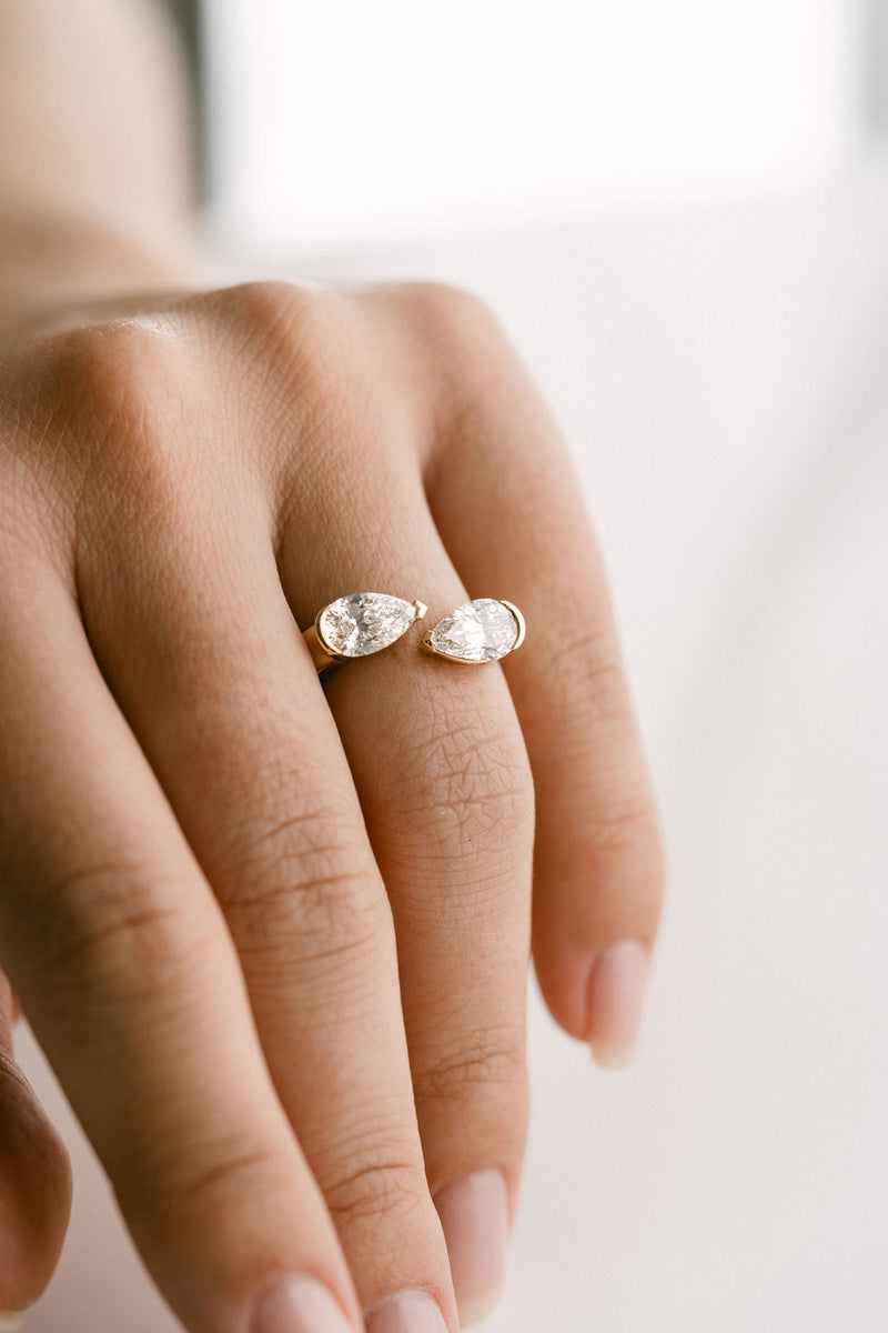 2.0CT To 4.0CT Pear Cut Moissanite Diamond Toi et Moi Engagement Ring | Two Stone Ring