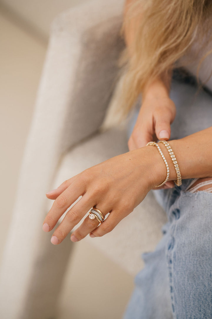 1.50CT-3.50CT Oval Cut Moissanite Diamond Unique Bypass Engagement Ring