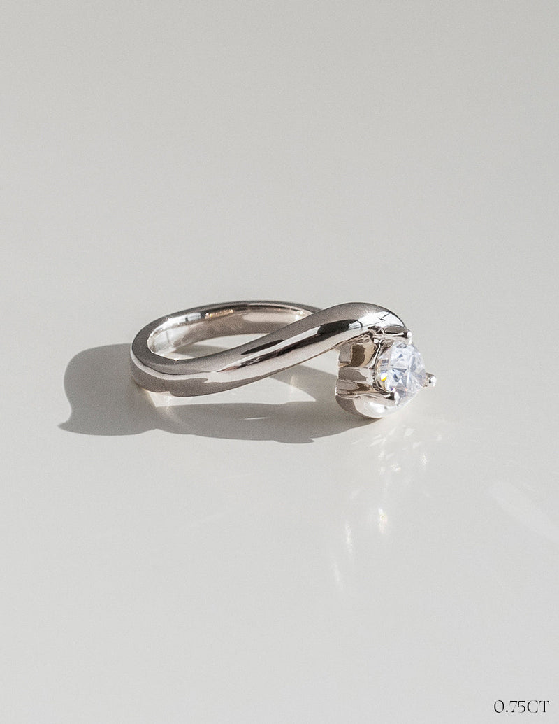 1.0CT-2.0CT Pear Cut Unique Moissanite Diamond Engagement Ring