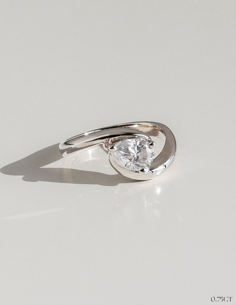 1.0CT-2.0CT Pear Cut Unique Moissanite Diamond Engagement Ring