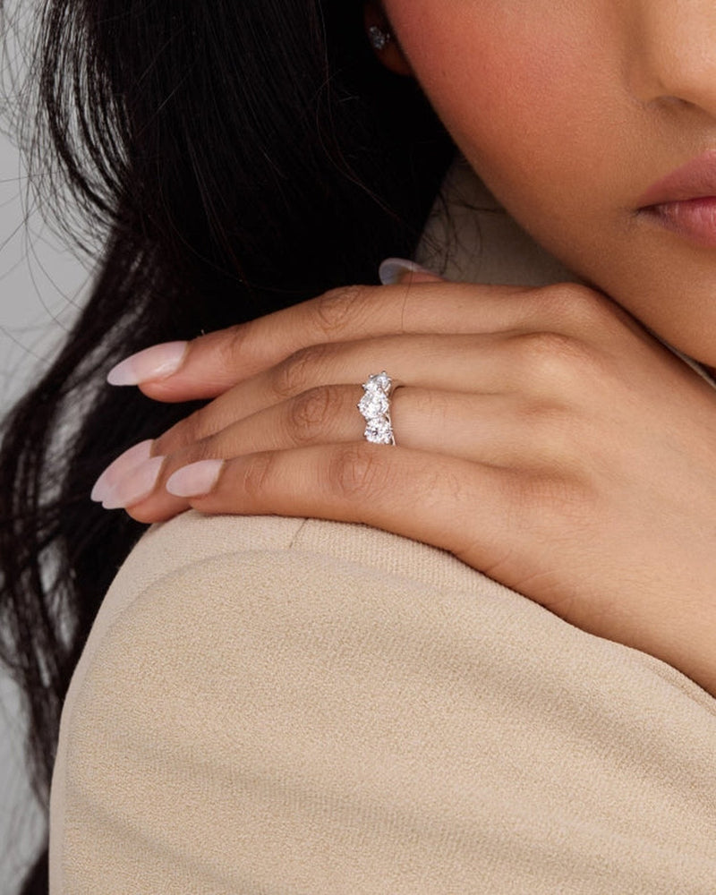 1.5 - 3.5 CT Round CVD Diamond Three Stone Engagement Ring