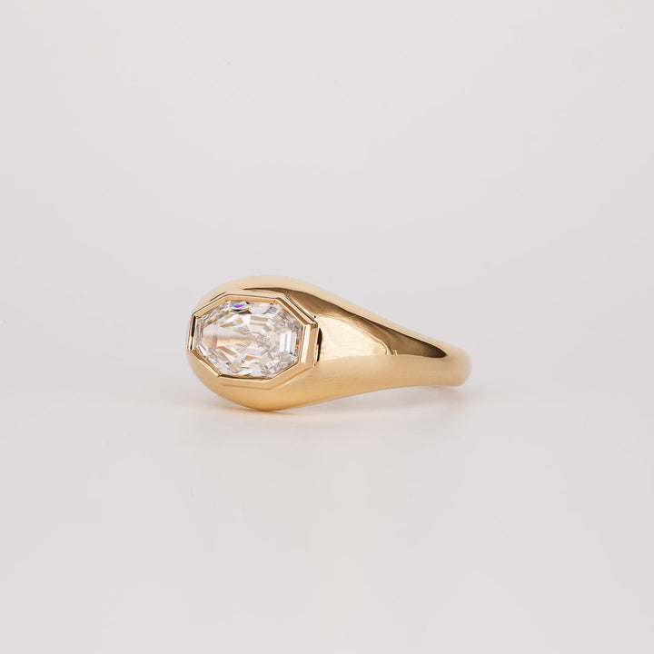 1.0CT-2.0CT Octagon Cut Moissanite Diamond Flush Set Engagement Ring