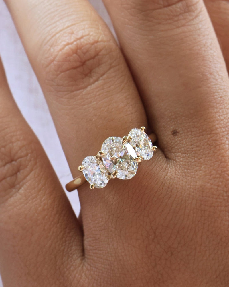 2.0 CT Oval CVD Diamond Three Stone Engagement Ring