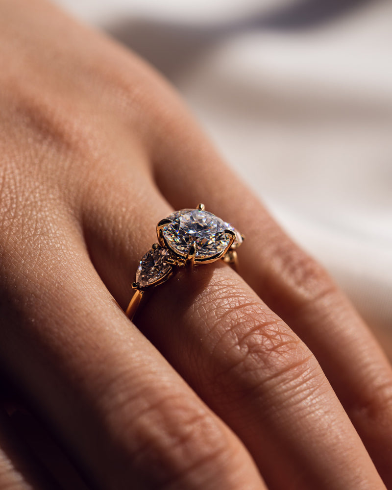 1.08-3.08 CT Round F/VS2 CVD Diamond Three Stone Engagement Ring