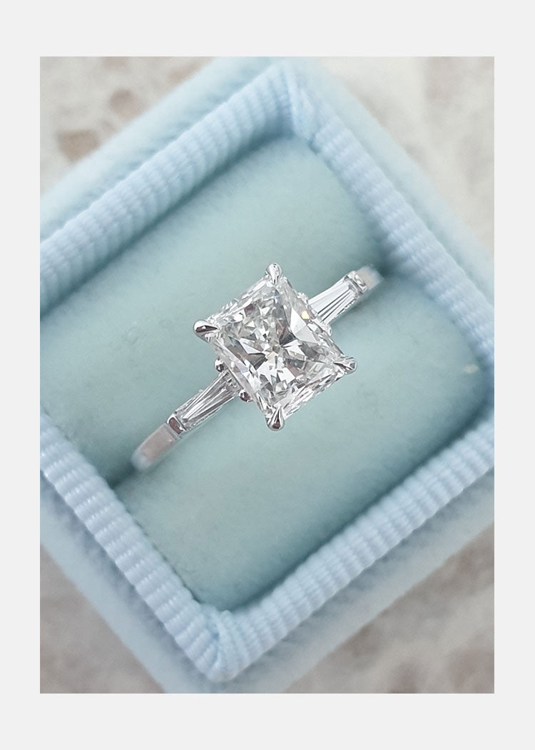 1.0CT Radiant Cut Moissanite 3 Stones Engagement Ring