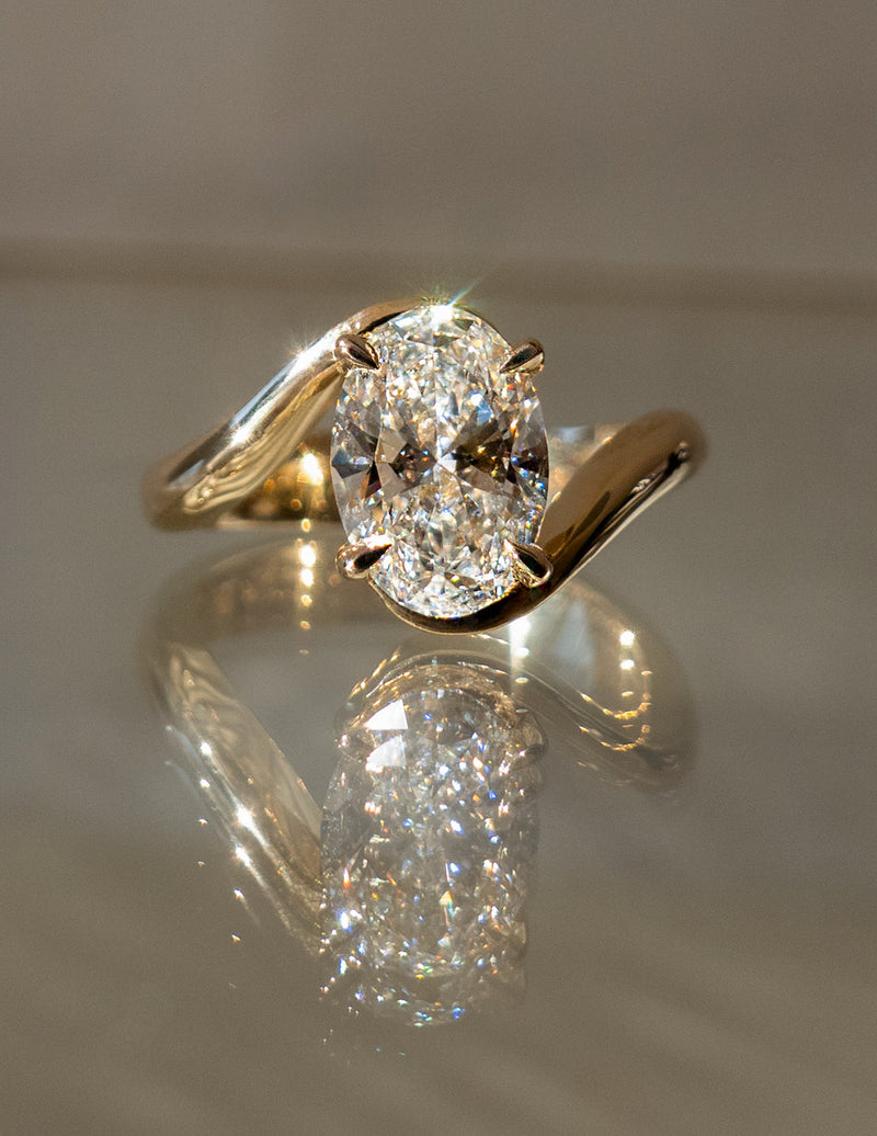 1.50CT-2.50CT Oval Cut Moissanite Diamond Unique Engagement Ring