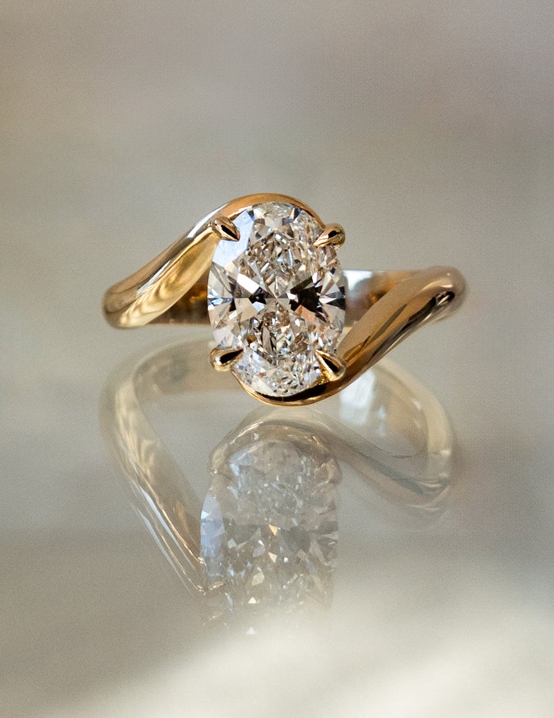 1.50CT-2.50CT Oval Cut Moissanite Diamond Unique Engagement Ring