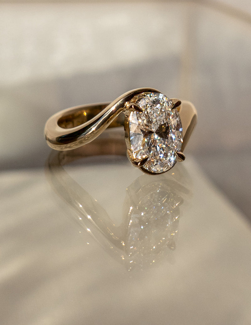 1.50CT-2.50CT Oval Cut Moissanite Diamond Unique Engagement Ring