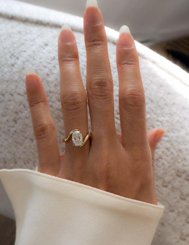 1.0CT-2.0CT Elongated Cushion Cut Moissanite Unique Bypass Engagement Ring