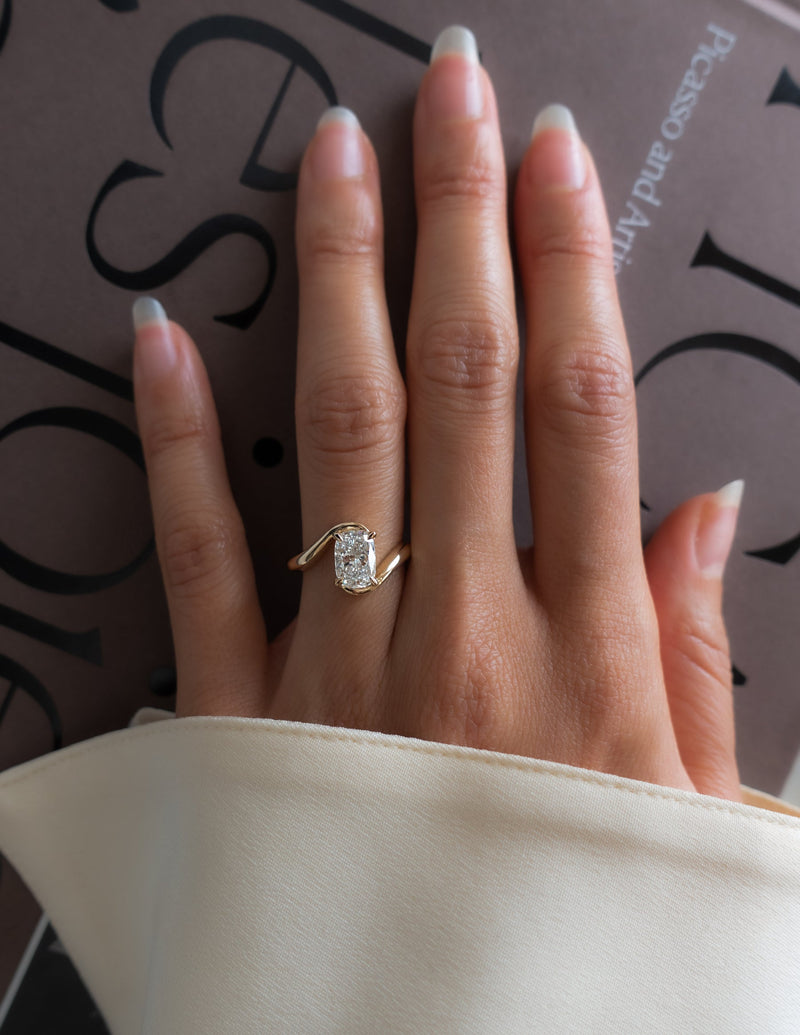 1.0CT-2.0CT Elongated Cushion Cut Moissanite Unique Bypass Engagement Ring