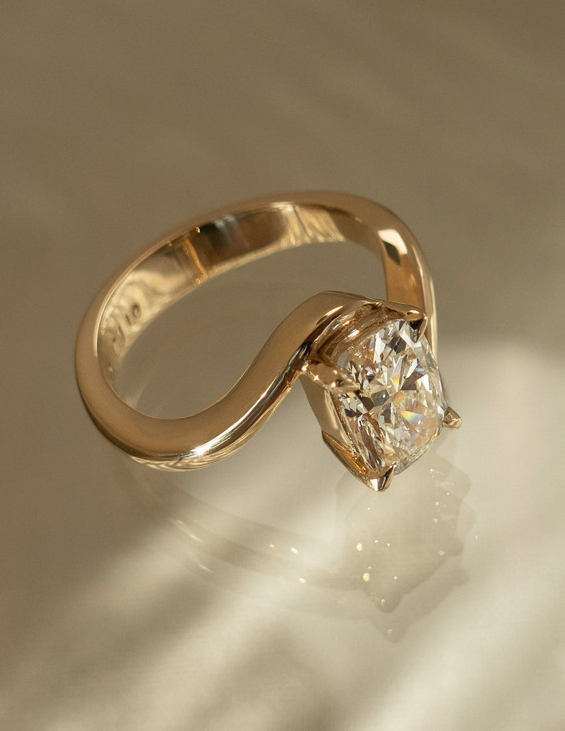 1.0CT-2.0CT Elongated Cushion Cut Moissanite Unique Bypass Engagement Ring