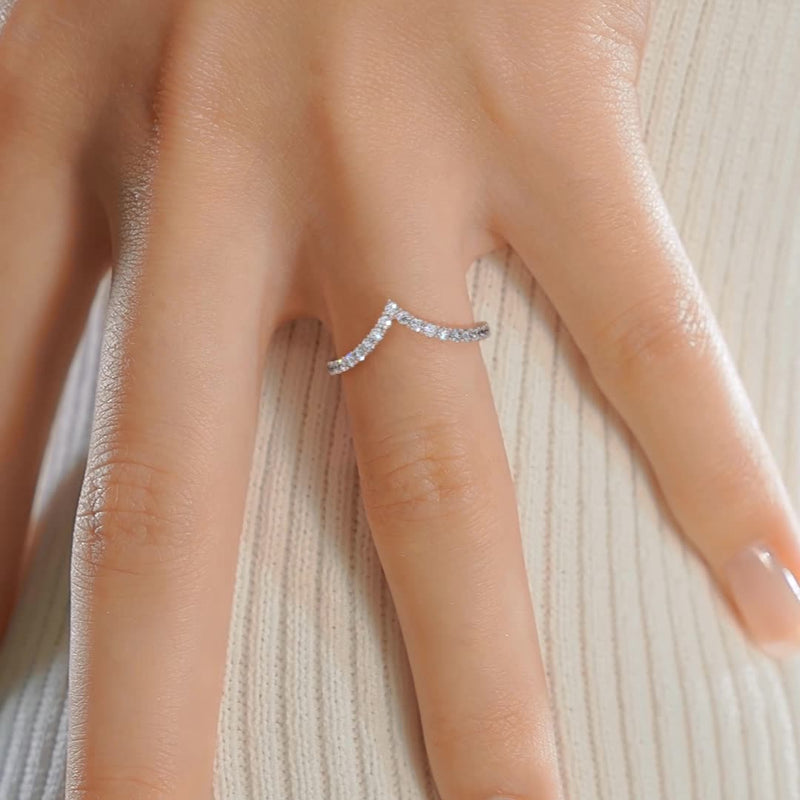 Chevron Round Brilliant Cut Simple Moissanite Wedding Band