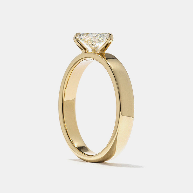 0.75CT-1.25CT East West Pear Cut Diamond Thick Solitaire Engagement Ring