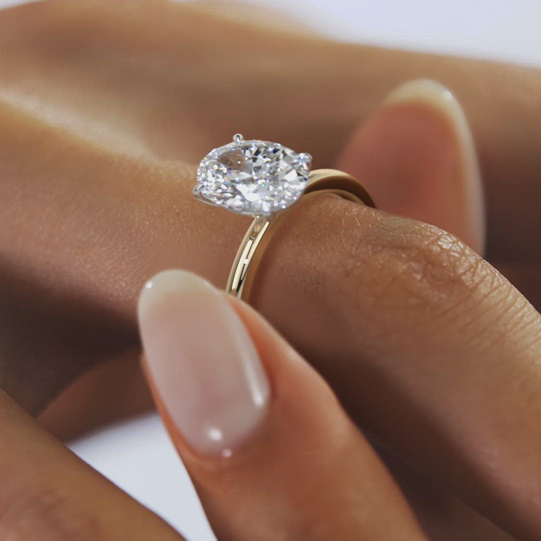 2CT Oval Cut Moissanite Solitaire Two Tone Engagement Ring