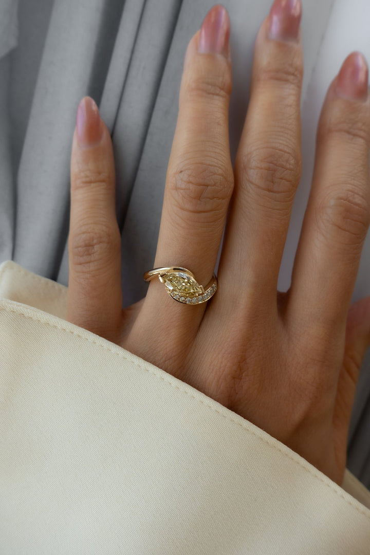 1.0CT-2.0CT Yellow Marquise Cut Moissanite Pave Diamond Engagement Ring