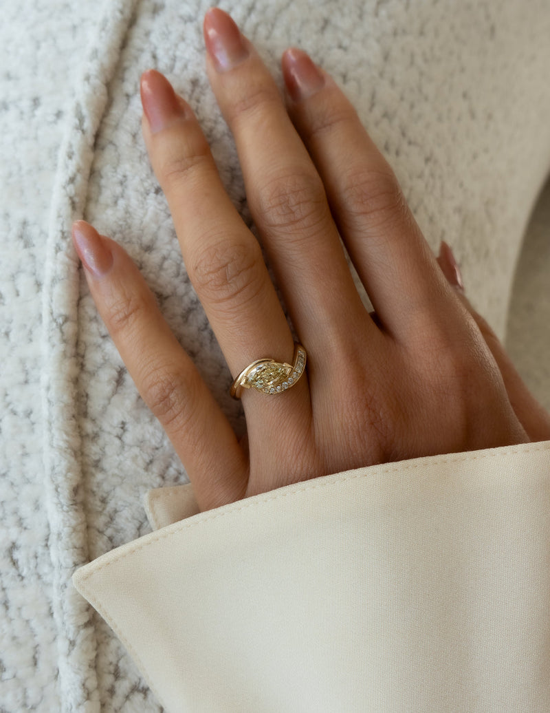 1.0CT-2.0CT Yellow Marquise Cut Moissanite Pave Diamond Engagement Ring