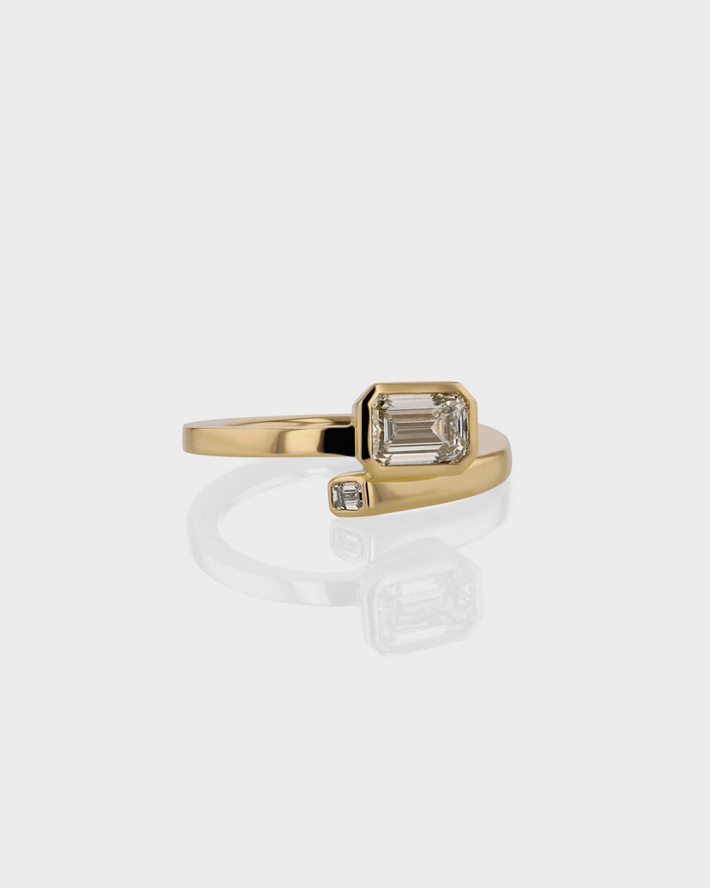1.0CT-3.0CT Emerald Cut Moissanite Diamond Bezel Engagement Ring