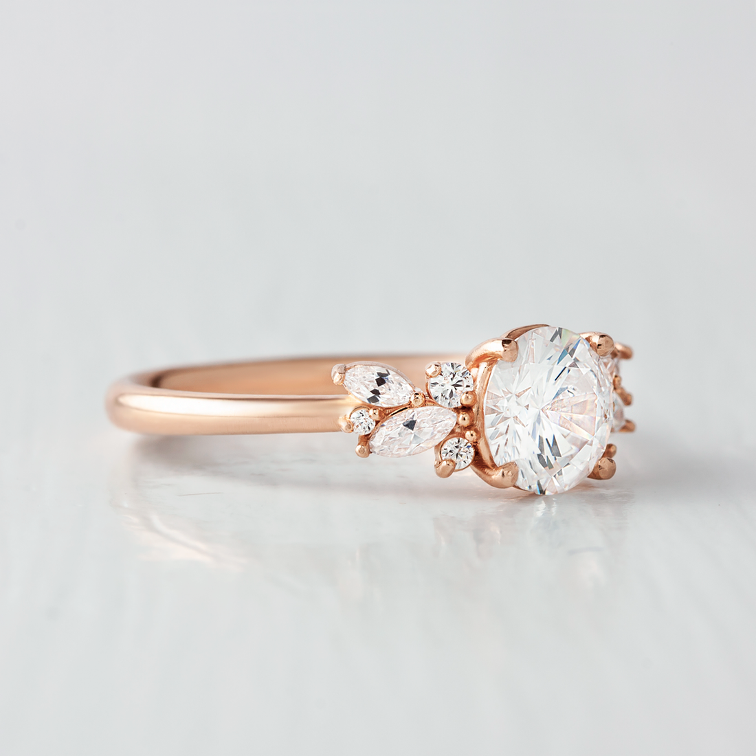 1.35CT Round Cut Moissanite Cluster Engagement Ring