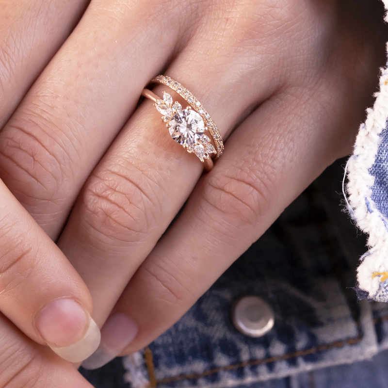 1.0CT Round Cut Moissanite Cluster Style Engagement Ring