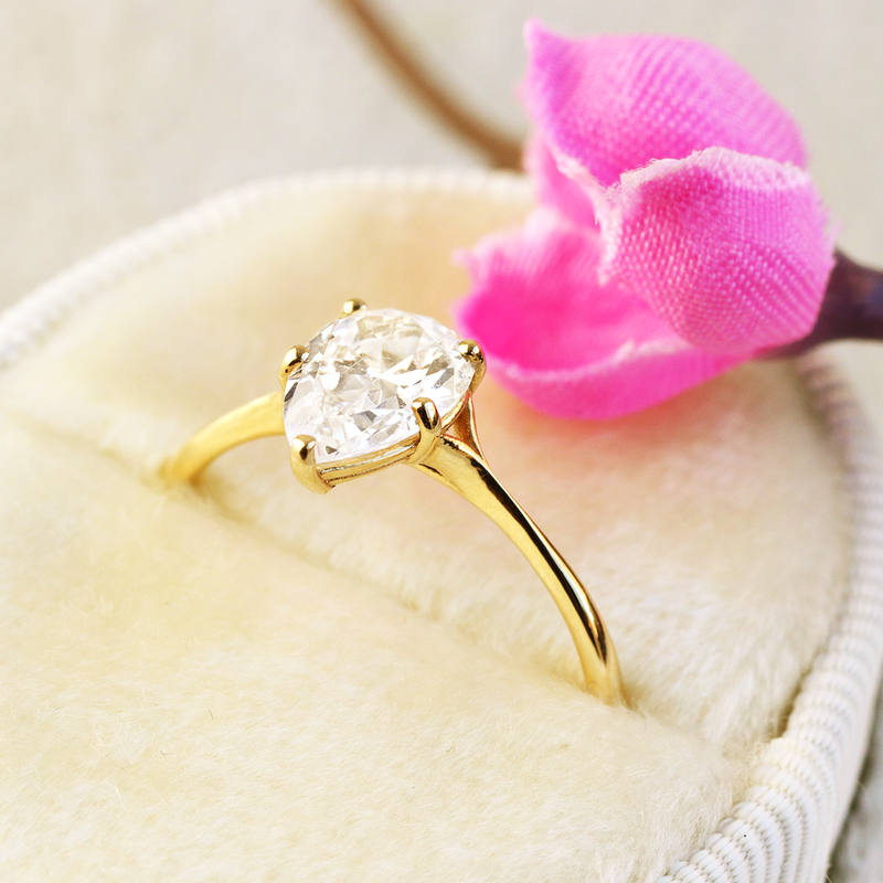 1.33CT Pear Cut Moissanite Engagement Ring in 18K Yellow Gold