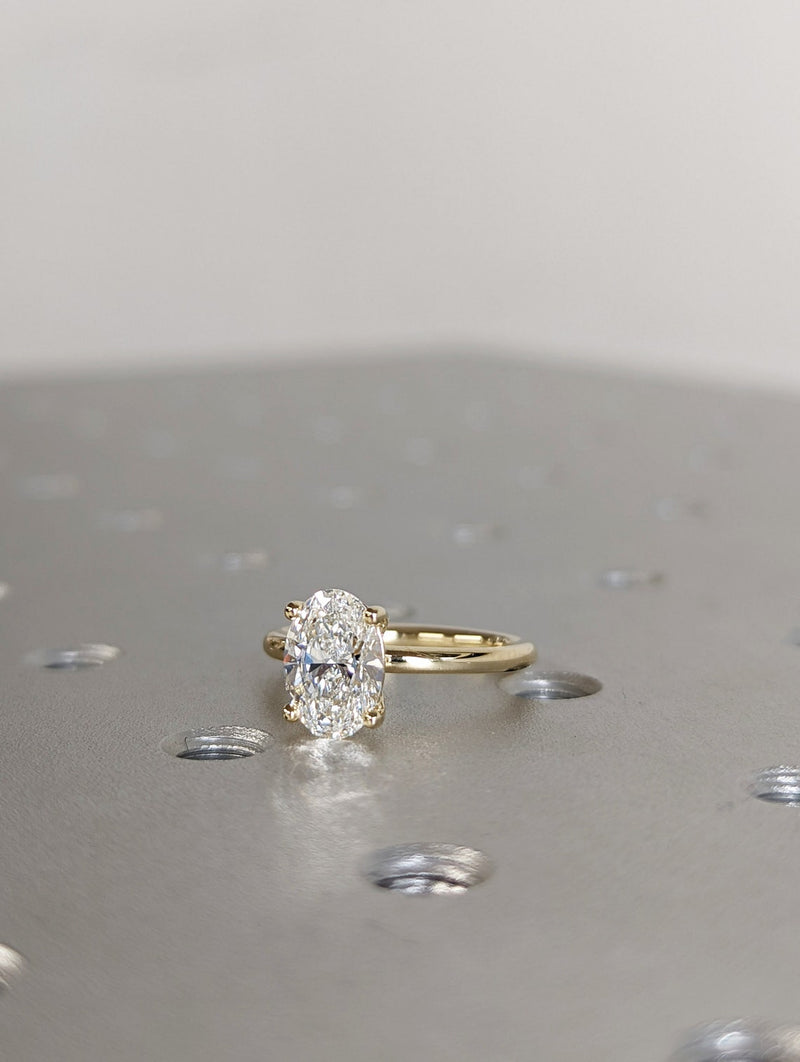 1.50 - 3.50 CT Oval CVD Diamond Solitaire Engagement Ring