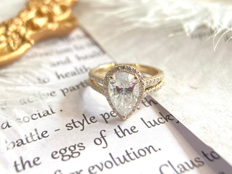 1.0 - 3.0 CT Pear CVD Diamond Halo Cathedral Setting Engagement Ring