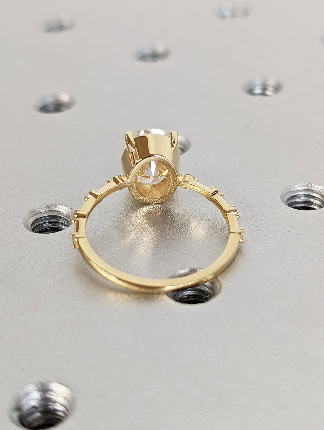 1.50-3.50 CT Oval CVD Diamond Dainty Engagement Ring