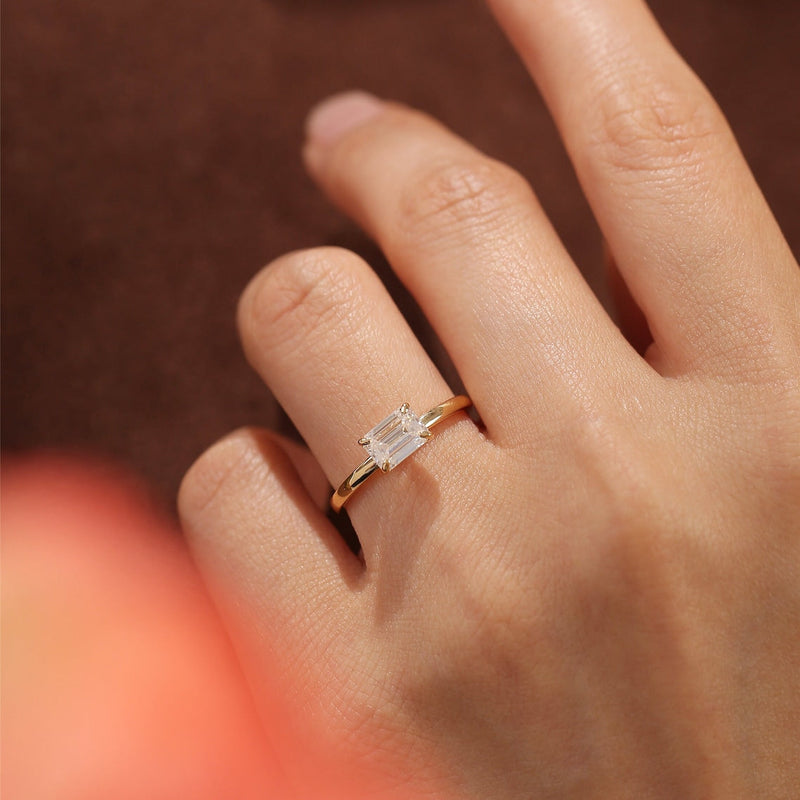 1.0-3.0 CT Emerald CVD Diamond Solitaire Engagement Ring