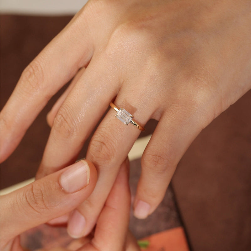 1.0-3.0 CT Emerald CVD Diamond Solitaire Engagement Ring