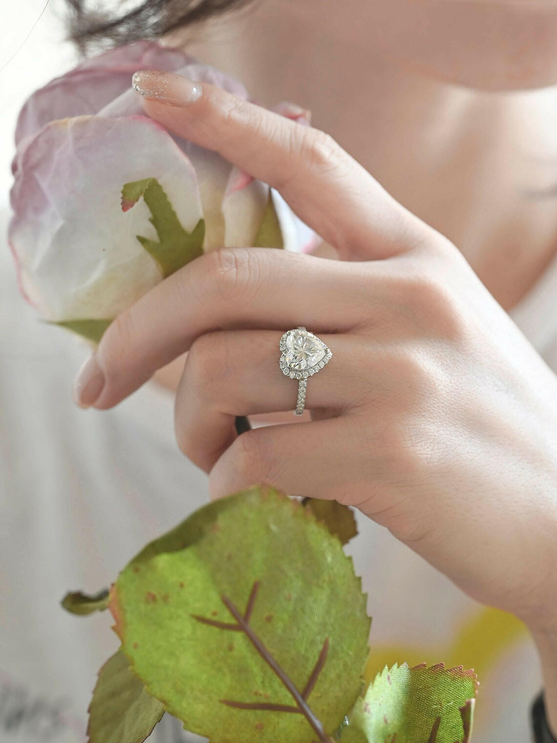 1.0 CT Heart Moissanite Diamond Halo Pave Engagement Ring