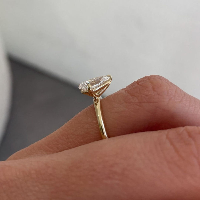 1.80 TCW Pear E/VVS2 CVD Diamond Two Stones Engagement Ring