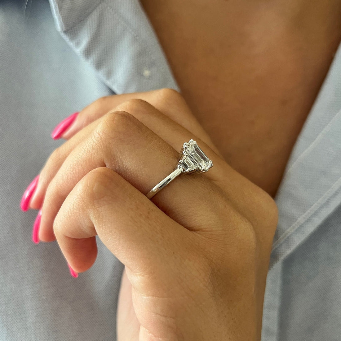 1.0 CT-3.0 CT Emerald CVD Diamond Three Stone Style Engagement Ring