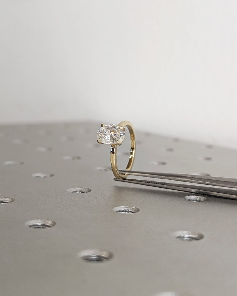 1.50 CT Oval CVD Diamond Solitaire Engagement Ring