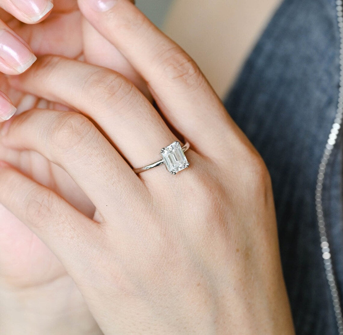 1.0 CT-3.0 CT Emerald CVD Diamond Solitaire Engagement Ring