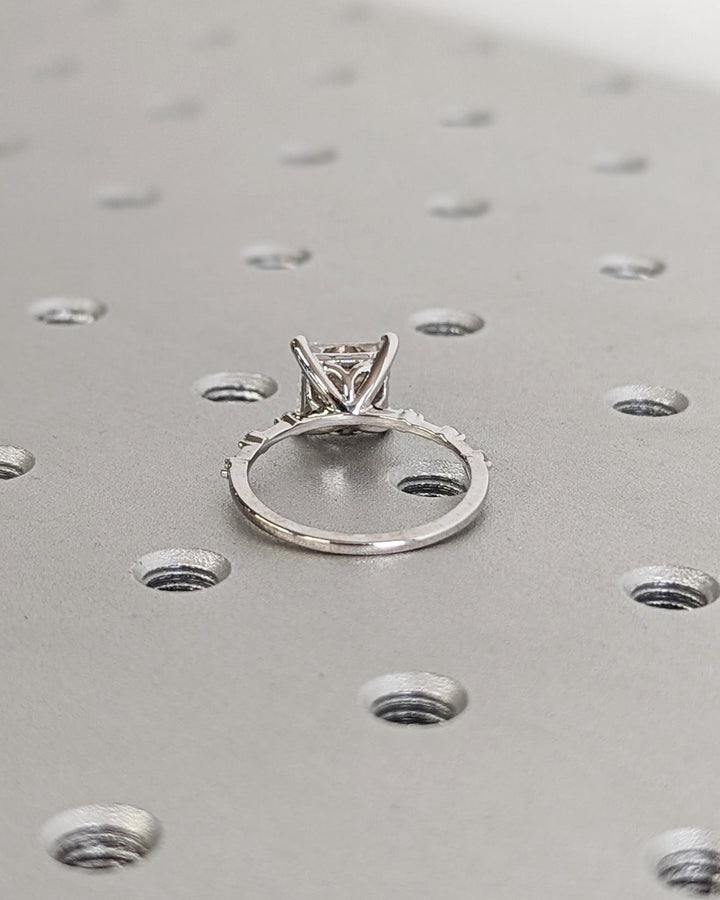 1.0-3.0 CT Princess CVD Diamond Dainty Engagement Ring